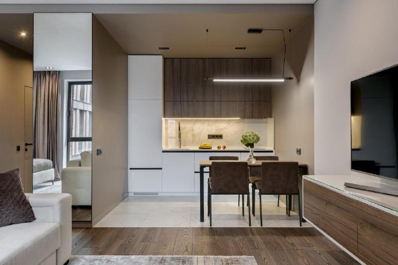 Classy Studio In Chicago, A Luxurious Condo Kiev Exterior foto